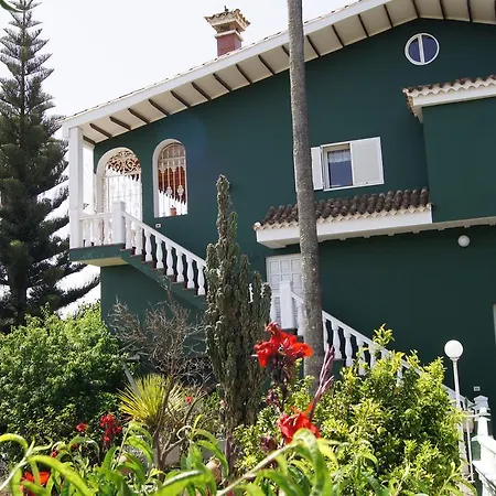 Проживание в семье Chalet Campo Mar Вега де Сан Матео